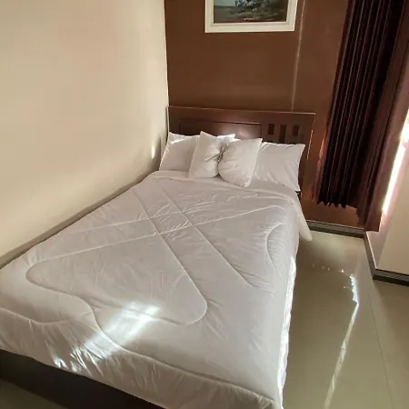 Gigafa Homestay Probolinggo Exterior photo