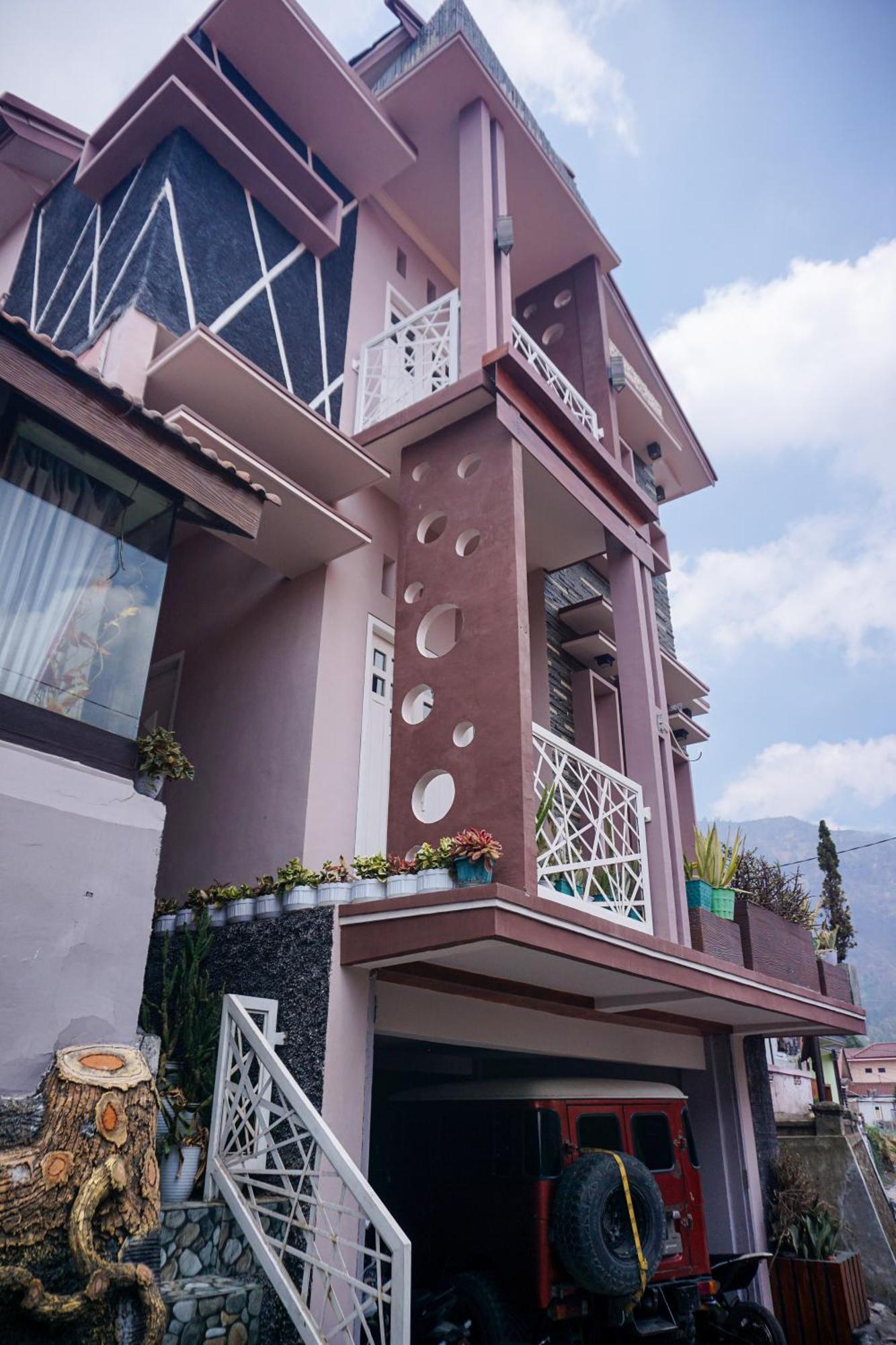 Gigafa Homestay *